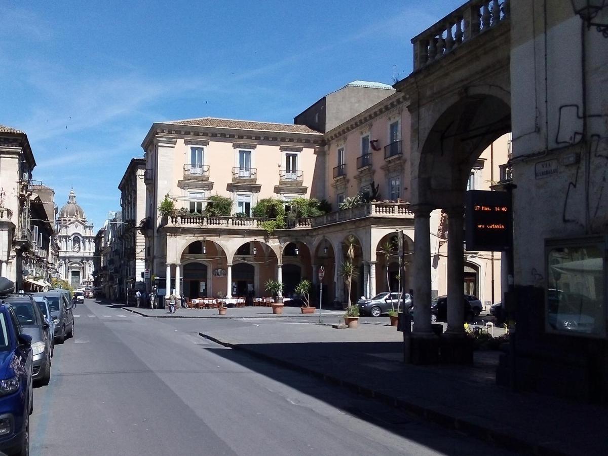 Mazzini House Apartment Catania Bagian luar foto