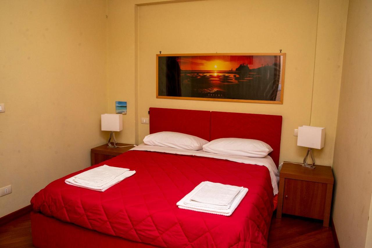Mazzini House Apartment Catania Bagian luar foto